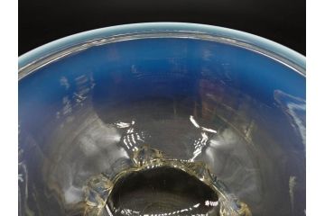 戦前　当時物　乳白ぼかし　柔らかい色合いに惹かれるキャンディポット(菓子器、キャニスター、蓋物、ボンボニエール、小物入れ、硝子、ガラス)(R-082970)