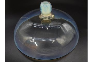戦前　当時物　乳白ぼかし　柔らかい色合いに惹かれるキャンディポット(菓子器、キャニスター、蓋物、ボンボニエール、小物入れ、硝子、ガラス)(R-082970)