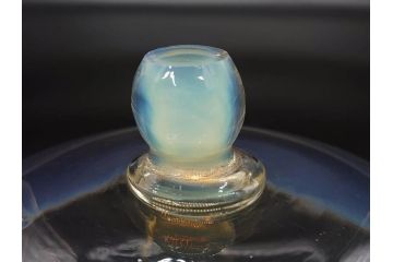 戦前　当時物　乳白ぼかし　柔らかい色合いに惹かれるキャンディポット(菓子器、キャニスター、蓋物、ボンボニエール、小物入れ、硝子、ガラス)(R-082970)