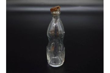 大正〜昭和初期　ニッキ水瓶　時代を重ねた味わいあるガラス瓶7点セット(ラムネ瓶、硝子、ビン、花器、花生、花入、フラワーベース、一輪挿し)(R-082972)