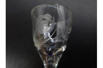 昭和初期〜中期　切子　様々なデザインが楽しめるグラス9点セット(カクテル、ワイン、リキュール、バラ、薔薇、花、葡萄、ぶどう、和ガラス、硝子、酒器、酒杯)(R-082973)