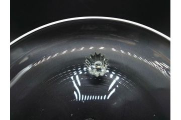 戦前　当時物　乳白縁　シンプルながら上品な佇まいの脚付きガラスボウル(ガラス鉢、深皿、フルーツ、コンポート、三つ足、和ガラス、硝子)(R-082974)