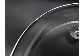 戦前　当時物　乳白縁　シンプルながら上品な佇まいの脚付きガラスボウル(ガラス鉢、深皿、フルーツ、コンポート、三つ足、和ガラス、硝子)(R-082974)