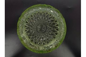 大正〜昭和初期　ウランガラス　繊細なデザインが素敵なボウル&キャンディーポット(蓋物、小物入れ、ボンボン入れ、ガラス鉢、深皿、硝子、和ガラス)(R-082976)