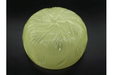 ウランガラス　黄練り　レース　どこか懐かしい雰囲気漂う小鉢2客セット(ガラス鉢、ボウル、深皿、和ガラス、硝子、プレスガラス)(R-082979)