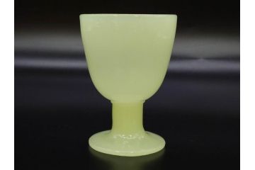 ウランガラス　プレスガラス　棗型(なつめ形)　黄練り　シンプルでレトロな佇まいの氷コップ2客セット(大・小、グラス、硝子、和ガラス)(R-082980)