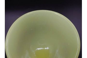 ウランガラス　プレスガラス　棗型(なつめ形)　黄練り　シンプルでレトロな佇まいの氷コップ2客セット(大・小、グラス、硝子、和ガラス)(R-082980)