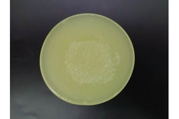 ウランガラス　プレスガラス　棗型(なつめ形)　黄練り　シンプルでレトロな佇まいの氷コップ2客セット(大・小、グラス、硝子、和ガラス)(R-082980)