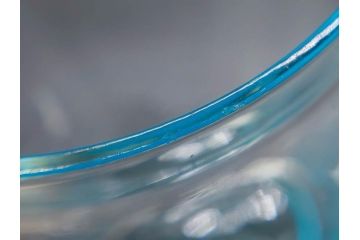 当時物　昭和レトロ　切子　涼しげな水色が目を引くキャンディーポット(菓子瓶、あめや瓶、飴屋、砂糖壺、ガラス瓶、ガラスビン、蓋(フタ)付き、菓子瓶、ボンボン入れ、小物入れ、硝子)(R-082982)