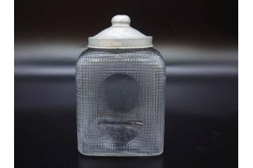 戦前　当時物　レトロな雰囲気を醸し出すキャンディーポット(菓子瓶、あめや瓶、飴屋、砂糖壺、ガラス瓶、ガラスビン、蓋(フタ)付き、菓子瓶、ボンボン入れ、小物入れ、硝子)(R-082983)