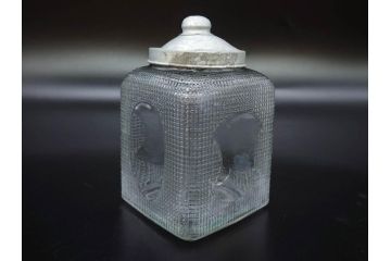 戦前　当時物　レトロな雰囲気を醸し出すキャンディーポット(菓子瓶、あめや瓶、飴屋、砂糖壺、ガラス瓶、ガラスビン、蓋(フタ)付き、菓子瓶、ボンボン入れ、小物入れ、硝子)(R-082983)