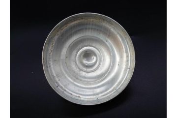 戦前　当時物　大胆にあしらわれた唐草模様が目を引くキャンディーポット(菓子瓶、あめや瓶、飴屋、砂糖壺、ガラス瓶、ガラスビン、蓋(フタ)付き、菓子瓶、ボンボン入れ、小物入れ、硝子)(R-082984)