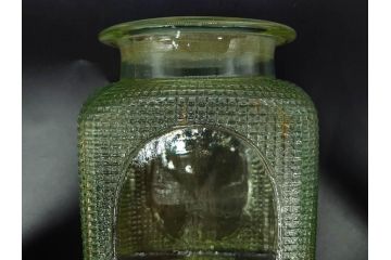 戦前　当時物　ウランガラス　ノスタルジックな雰囲気が魅力のキャンディーポット(菓子瓶、あめや瓶、飴屋、砂糖壺、ガラス瓶、ガラスビン、蓋(フタ)付き、菓子瓶、ボンボン入れ、小物入れ、硝子)(R-082986)