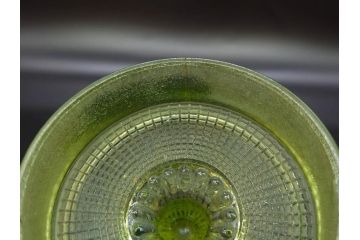 戦前　当時物　ウランガラス　ノスタルジックな雰囲気が魅力のキャンディーポット(菓子瓶、あめや瓶、飴屋、砂糖壺、ガラス瓶、ガラスビン、蓋(フタ)付き、菓子瓶、ボンボン入れ、小物入れ、硝子)(R-082986)