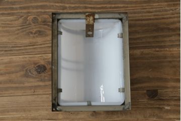 和製アンティーク　真鍮(ブラス)製　和の趣あふれる壁掛け照明カバー(照明カバー、ウォールランプカバー)(R-082990)