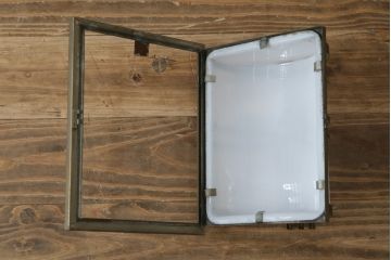 和製アンティーク　真鍮(ブラス)製　和の趣あふれる壁掛け照明カバー(照明カバー、ウォールランプカバー)(R-082990)