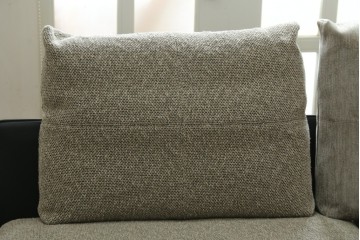 新古　未使用展示品　超美品　arflex(アルフレックス)　BRERA(ブレラ)　Sergio Brioschiデザイン　クッション付き!!　モダンで洗練されたデザインが光るコーナーソファ　定価約312万円　(R-082993)