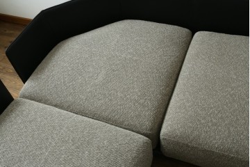 新古　未使用展示品　超美品　arflex(アルフレックス)　BRERA(ブレラ)　Sergio Brioschiデザイン　クッション付き!!　モダンで洗練されたデザインが光るコーナーソファ　定価約312万円　(R-082993)