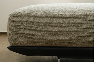新古　未使用展示品　超美品　arflex(アルフレックス)　BRERA(ブレラ)　Sergio Brioschiデザイン　クッション付き!!　モダンで洗練されたデザインが光るコーナーソファ　定価約312万円　(R-082993)