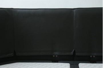 新古　未使用展示品　超美品　arflex(アルフレックス)　BRERA(ブレラ)　Sergio Brioschiデザイン　クッション付き!!　モダンで洗練されたデザインが光るコーナーソファ　定価約312万円　(R-082993)