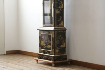 中古　高級品!!　オリエンタルデザイン　ドイツ製ムーブメント　黒塗りに金蒔絵風の絵柄が美しいホールクロック(時計台、振り子時計、ディスプレイ)(R-082994)
