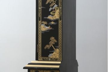 中古　高級品!!　オリエンタルデザイン　ドイツ製ムーブメント　黒塗りに金蒔絵風の絵柄が美しいホールクロック(時計台、振り子時計、ディスプレイ)(R-082994)