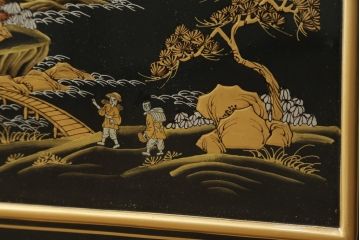 中古　高級品!!　オリエンタルデザイン　ドイツ製ムーブメント　黒塗りに金蒔絵風の絵柄が美しいホールクロック(時計台、振り子時計、ディスプレイ)(R-082994)