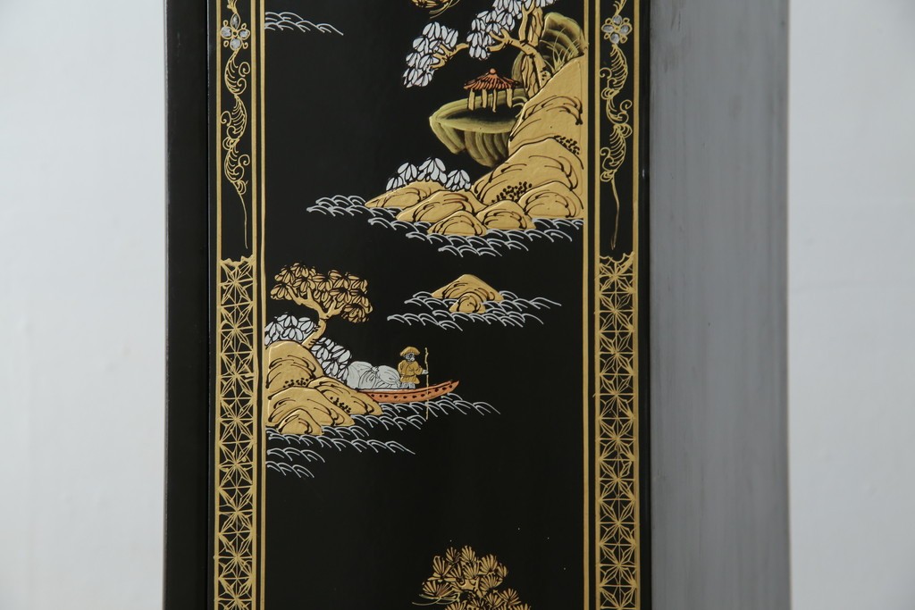 中古　高級品!!　オリエンタルデザイン　ドイツ製ムーブメント　黒塗りに金蒔絵風の絵柄が美しいホールクロック　(R-082994)