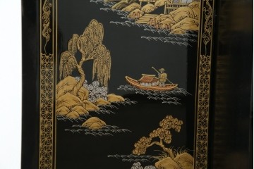 中古　高級品!!　オリエンタルデザイン　ドイツ製ムーブメント　黒塗りに金蒔絵風の絵柄が美しいホールクロック　(R-082994)