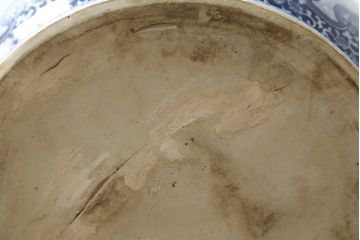 和製アンティーク　上手物!!　底面に製造時のヒビ有り　瓢箪(ひょうたん)の図　変わり型デザインの大型瀬戸火鉢(型変わり、鉢カバー、傘立て、ディスプレイ、金魚鉢、プランター)(R-082997)