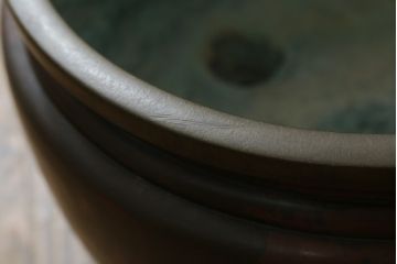 明治大正期　上手物　斑紫銅　琢斎銘　根来塗台座付きの古銅火鉢(手あぶり、鉢カバー、ディスプレイ、プランター)(R-082998)