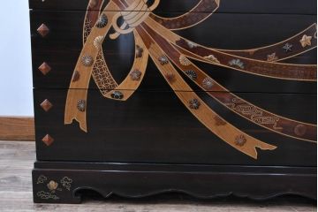 中古　美品　大阪唐木指物　吉田唐木工芸社　寄木細工　象嵌入りの華やかなオリエンタルチェスト(収納箪笥、和タンス、サイドチェスト、ローチェスト、引き出し)(R-083000)