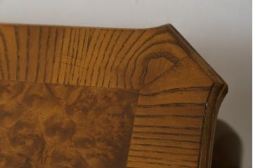 中古　美品　DREXEL HERITAGE(ドレクセルヘリテイジ)　フレンチスタイル　上品でエレガントなバール杢天板のデスク(机、ワークデスク、コンソールテーブル、在宅用、在宅ワーク用)(R-083001)