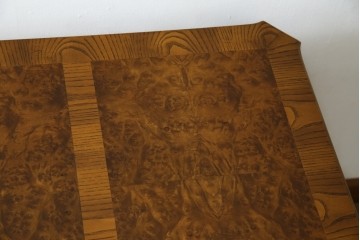 中古　美品　DREXEL HERITAGE(ドレクセルヘリテイジ)　フレンチスタイル　上品でエレガントなバール杢天板のデスク(机、コンソールテーブル)(R-083001)