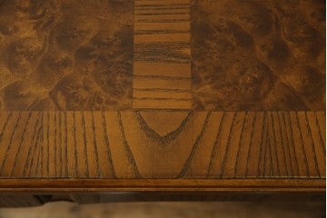 中古　美品　DREXEL HERITAGE(ドレクセルヘリテイジ)　フレンチスタイル　上品でエレガントなバール杢天板のデスク(机、コンソールテーブル)(R-083001)