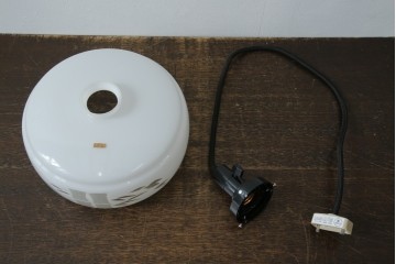 和製アンティーク　竹文様　カットガラス　レトロな切子が奥ゆかしい雰囲気を醸し出す天井照明　(R-083007)