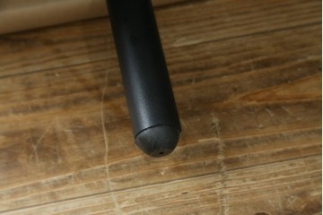 中古　美品!!　ACTUS(アクタス)取り扱い　NATADORA(ナタドラ)　BYRON BAY ソファ　フレームウォールナット　本革　洗練されたデザインが素敵な2.5人掛けソファ　定価約53万円　(R-083008)