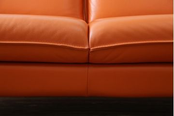 中古　美品　NICOLETTI HOME(ニコレッティ・ホーム)　Success(サクセス)　インテリアのアクセントになる本革張り3人掛けソファ(2.5人掛けソファ、2人掛けソファ、2P、2.5P、3P)(定価約65万円)(R-083009)