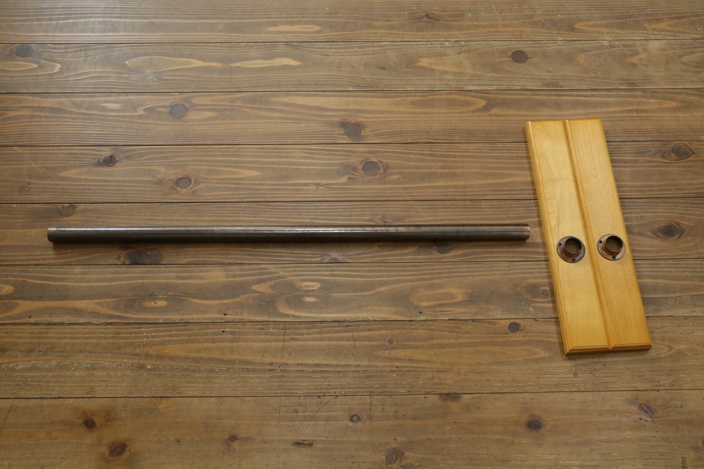 中古　美品　横浜クラシック家具ダニエル(Daniel)　Etranger(エトランジェ)　E-101　クラシカルな佇まいが魅力のワードローブ　定価約140万円　(R-083013)