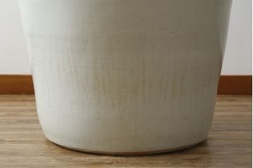 和製アンティーク　超特大!!　花器に最適!!　明治期　伊万里　白磁　古い造り酒屋の味わい深い大酒甕(酒壺、酒器、かめ、つぼ、壷)(R-083014)