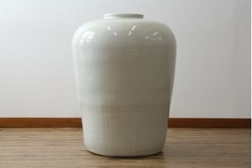 和製アンティーク　超特大!!　花器に最適!!　明治期　伊万里　白磁　古い造り酒屋の味わい深い大酒甕(酒壺、酒器、かめ、つぼ、壷)(R-083014)
