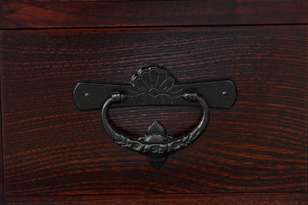 中古　超美品　岩谷堂箪笥　「菊幸」　漆塗り　重厚感ある金具が上品な雰囲気!!こったデザインの帳場箪笥　定価約60万円　(R-083016)