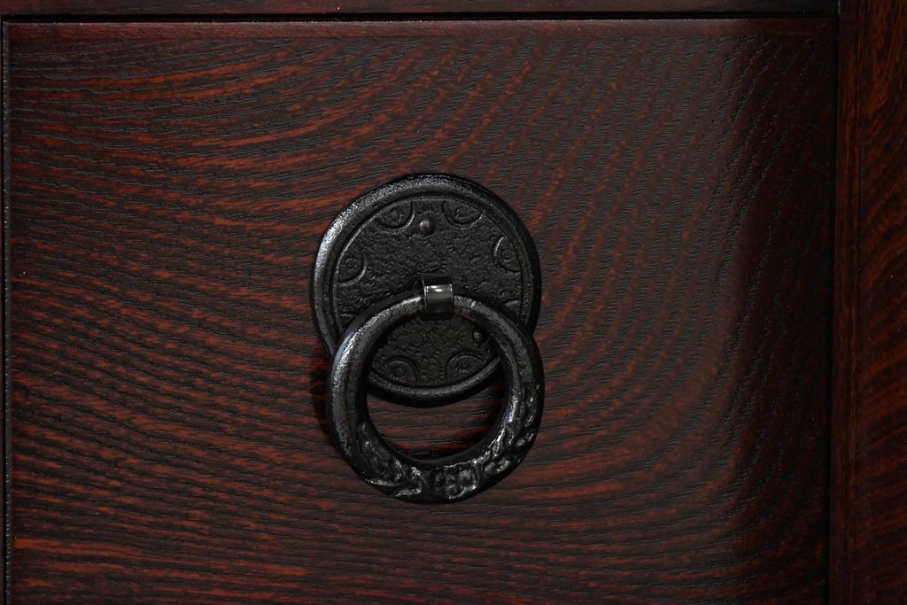 中古　超美品　岩谷堂箪笥　「菊幸」　漆塗り　重厚感ある金具が上品な雰囲気!!こったデザインの帳場箪笥　定価約60万円　(R-083016)