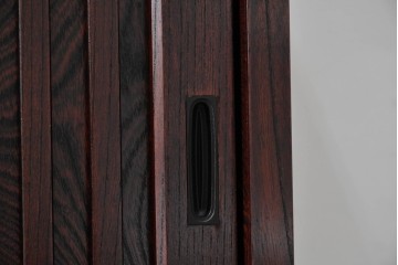 中古　超美品　岩谷堂箪笥　「菊幸」　漆塗り　重厚感ある金具が上品な雰囲気!!こったデザインの帳場箪笥　定価約60万円　(R-083016)