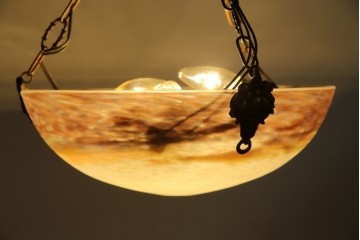 フランスアンティーク　アールヌーヴォー　アール・デコ期　ミューラー兄弟(Muller Freres Luneville)　優美な色彩でヨーロッパ的な品格と温もりを感じる吊り下げ照明　(R-083019)