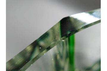 昭和レトロ　ノリタケクリスタル　切子　色被せ　緑　繊細なカットが輝きを放つ!存在感抜群の花瓶(フラワーベース、花器、花生、花入、ガラス、硝子)(R-083022)