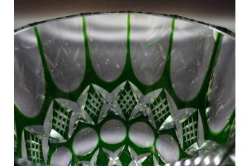 昭和レトロ　ノリタケクリスタル　切子　色被せ　緑　繊細なカットが輝きを放つ!存在感抜群の花瓶(フラワーベース、花器、花生、花入、ガラス、硝子)(R-083022)