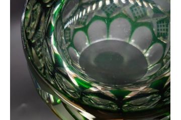 昭和レトロ　ノリタケクリスタル　切子　色被せ　緑　繊細なカットが輝きを放つ!存在感抜群の花瓶(フラワーベース、花器、花生、花入、ガラス、硝子)(R-083022)