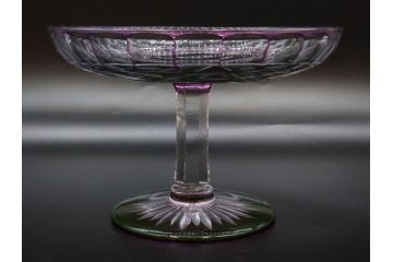 戦前　当時物　切子　色被せ　紫　洗練されたデザインが優美な印象を与えるコンポート(フルーツスタンド、フルーツ皿、脚付きボウル、果物入れ、デザートディッシュ、ガラス、硝子)(R-083023)
