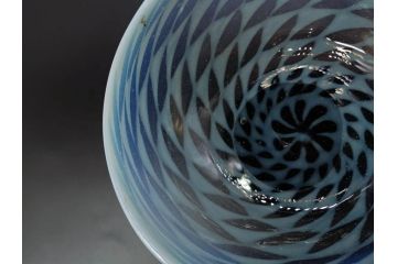 戦前　当時物　碗型　乳白　鱗文　エナメル脚　上品な和の趣溢れる氷コップ(グラス、和ガラス、硝子)(R-083024)